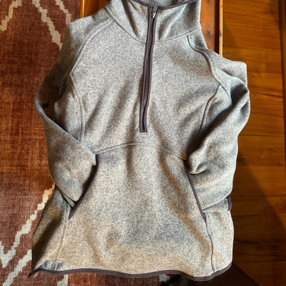 Lululemon 1/2 zip size 10 heather purple sweater